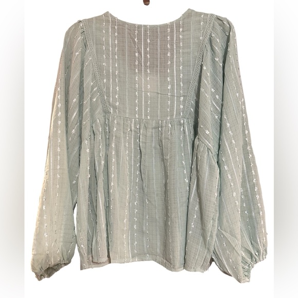 Very J Women's Light Green Floral Blouse - Picture 2 of 5